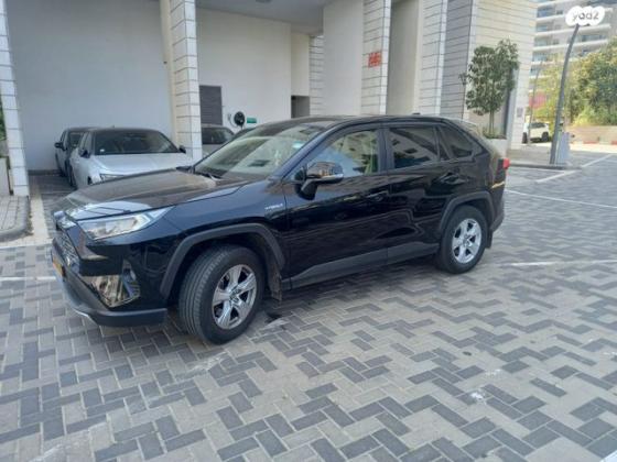 טויוטה RAV4 הייבריד E-xperience הייבריד 5 דל' אוט' 2.5 (178 כ''ס) בנזין 2021 למכירה בראשון לציון