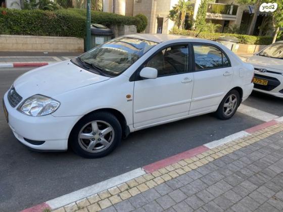 טויוטה קורולה GLI אוט' 1.6 (110 כ''ס) בנזין 2004 למכירה באור יהודה