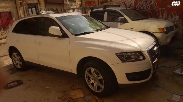 אאודי Q5 4X4 Executive אוט' דיזל 2.0 (170 כ''ס) דיזל 2011 למכירה בראשון לציון