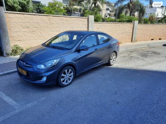 יונדאי i25 Premium אוט' 1.6 (124 כ"ס) בנזין 2012 למכירה בראשון לציון