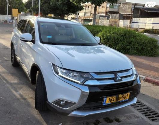 מיצובישי אאוטלנדר Premium אוט' 7 מק' 2.0 (150 כ''ס) בנזין 2018 למכירה בחולון