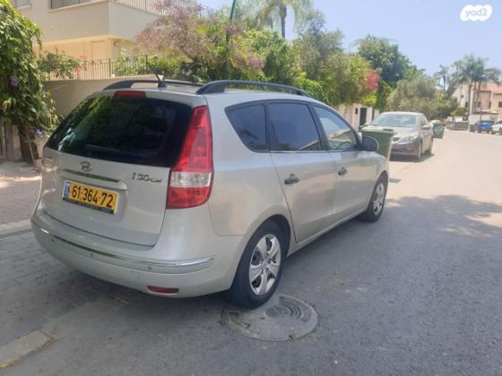 יונדאי i30CW Inspire סטיישן אוט' 1.6 (126 כ''ס) בנזין 2010 למכירה בבני ברק