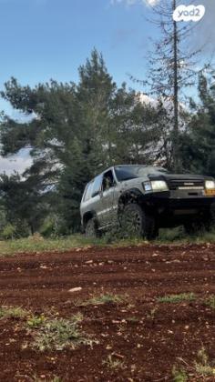 איסוזו טרופר קצר 4X4 S אוט' דיזל 3.0 (159 כ''ס) דיזל 2001 למכירה בעין מאהל