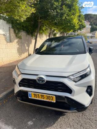 טויוטה RAV4 הייבריד E-motion הייבריד אוט' 2.5 (178 כ''ס) בנזין 2022 למכירה בחיפה