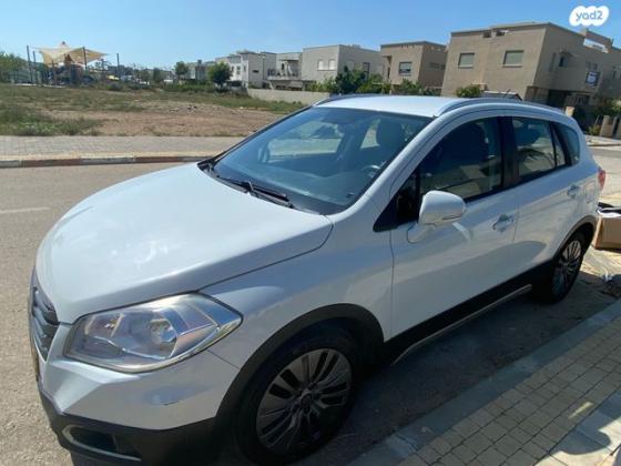 סוזוקי SX4 קרוסאובר GLX אוט' 1.6 (118 כ''ס) בנזין 2015 למכירה בעתלית