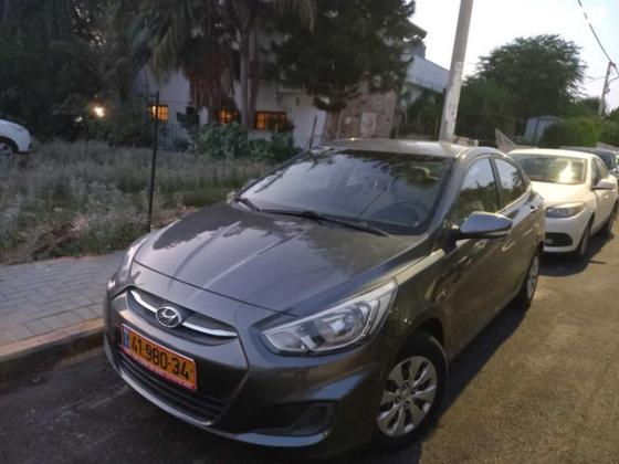 יונדאי i25 Inspire אוט' 1.4 (100 כ''ס) בנזין 2015 למכירה בגן יבנה