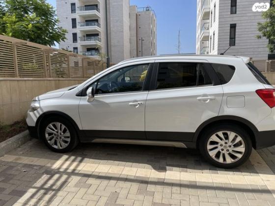 סוזוקי SX4 קרוסאובר GLX אוט' 1.4 (140 כ"ס) בנזין 2020 למכירה ברעננה