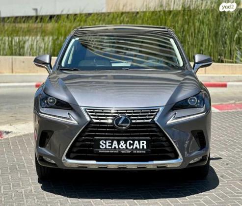 לקסוס NX NX300 Luxury אוט' 2.0 (238 כ''ס) בנזין 2021 למכירה בתל אביב יפו