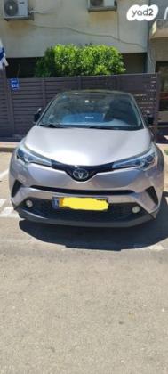 טויוטה C-HR City הייבריד אוט' 1.8 (98 כ"ס) בנזין 2017 למכירה בנצרת עילית u002F נוף הגליל