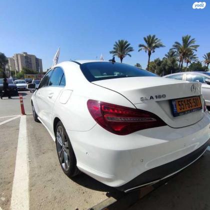 מרצדס CLA CLA180 Urban אוט' 1.6 (122 כ"ס) בנזין 2019 למכירה בראשון לציון