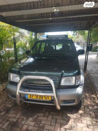 איסוזו טרופר ארוך 4X4 S אוט' דיזל 3.0 (159 כ''ס) דיזל 2003 למכירה בכוכב יאיר u002F צור יגאל