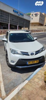 טויוטה RAV4 ארוך 4X4 Premium אוט' 2.0 (151 כ''ס) בנזין 2015 למכירה באילת