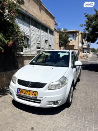 סוזוקי SX4 GLX-HB הצ'בק אוט' 1.6 (119 כ''ס) בנזין 2011 למכירה בתל אביב יפו