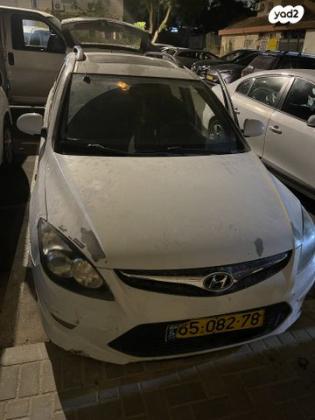 יונדאי i30CW Inspire סטיישן אוט' 1.6 (126 כ''ס) בנזין 2011 למכירה בבאר שבע