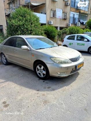 טויוטה קאמרי Executive אוט' 2.4 (156 כ"ס) בנזין 2006 למכירה בבני ברק