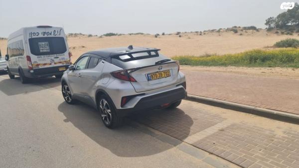 טויוטה C-HR Chic הייבריד אוט' 1.8 (98 כ"ס) בנזין 2022 למכירה באשקלון