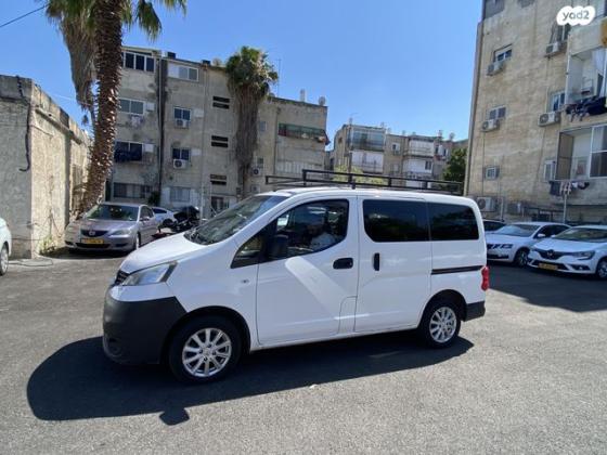 ניסאן NV200 Combi ידני דיזל 5 מק' 1.5 (90 כ''ס) דיזל 2017 למכירה בתל אביב יפו