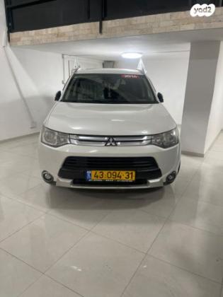 מיצובישי אאוטלנדר 4X4 Limited אוט' 7 דיזל מק' 2.3 (150 כ"ס) דיזל 2014 למכירה במגדל העמק