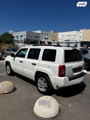 ג'יפ / Jeep פטריוט 4X4 Sport אוט' 2.4 (170 כ''ס) בנזין 2010 למכירה בחיפה