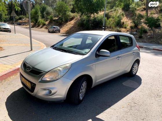 יונדאי i20 Inspire אוט' 1.4 (100 כ"ס) [2009-2015] בנזין 2011 למכירה בעלמון