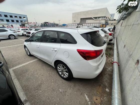 קיה סיד / CEED LX סטיישן אוט' דיזל 1.6 (136 כ''ס) דיזל 2018 למכירה בראשון לציון