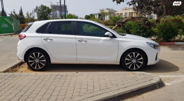 יונדאי i30 Luxury אוט' 1.4 (140 כ"ס) בנזין 2019 למכירה בראשון לציון