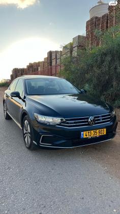 פולקסווגן פאסאט GTE אוט' 1.4 (150 כ"ס) היברידי חשמל / בנזין 2023 למכירה בכפר סבא