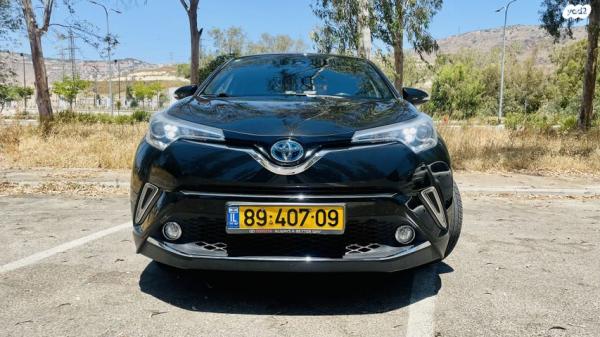 טויוטה C-HR City הייבריד אוט' 1.8 (98 כ"ס) בנזין 2017 למכירה בכרמיאל