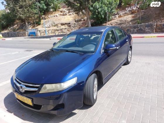 הונדה אקורד Comfort אוט' 2.0 (155 כ''ס) בנזין 2006 למכירה ברכסים