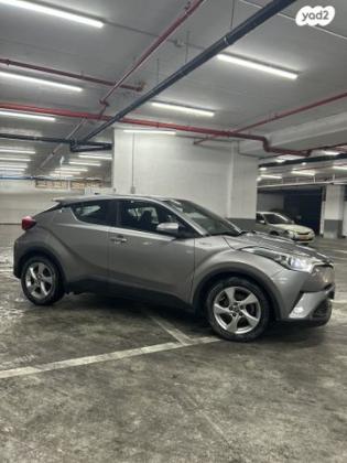 טויוטה C-HR City הייבריד אוט' 1.8 (98 כ"ס) בנזין 2017 למכירה בעפולה