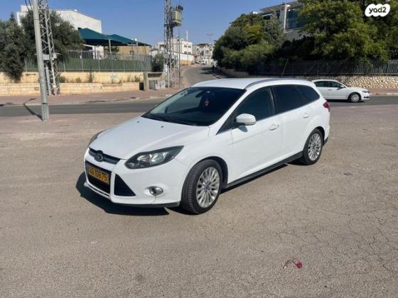 פורד פוקוס Titanium סטיישן אוט' 2.0 (170 כ''ס) בנזין 2012 למכירה בבאר שבע