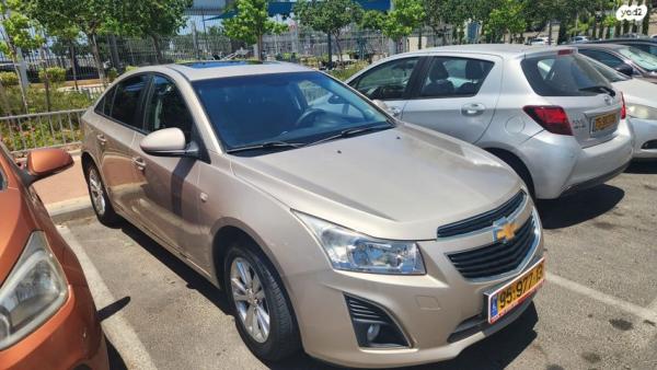 שברולט קרוז LT Platinum סדאן אוט' 1.6 (124 כ''ס) בנזין 2013 למכירה בפתח תקווה