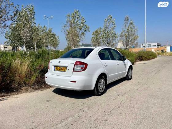 סוזוקי SX4 GLA סדאן אוט' 1.6 (119 כ"ס) בנזין 2013 למכירה בחיפה