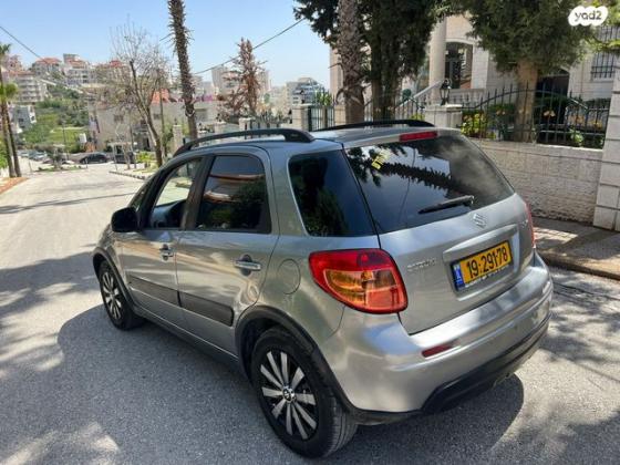 סוזוקי SX4 GLX-HB הצ'בק אוט' 1.6 (119 כ''ס) בנזין 2011 למכירה בירושלים