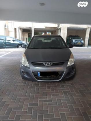 יונדאי i20 Instyle אוט' 1.4 (100 כ''ס) בנזין 2012 למכירה בחולון