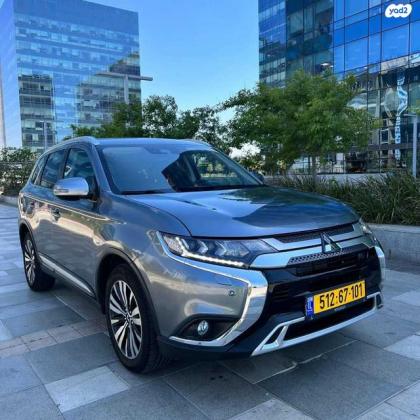 מיצובישי אאוטלנדר 4X4 Elite אוט' 7 מק' 2.0 (150 כ"ס) [2015 ואילך] בנזין 2018 למכירה בחולון