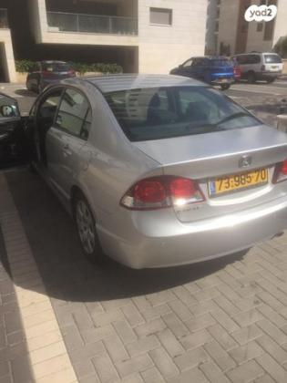 הונדה סיוויק סדאן החדשה Comfort אוט' 1.8 (140 כ''ס) בנזין 2011 למכירה בחיפה