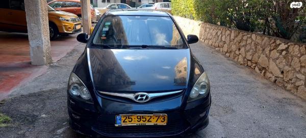 יונדאי i30 Inspire אוט' 1.6 (126 כ''ס) בנזין 2010 למכירה בתל אביב יפו