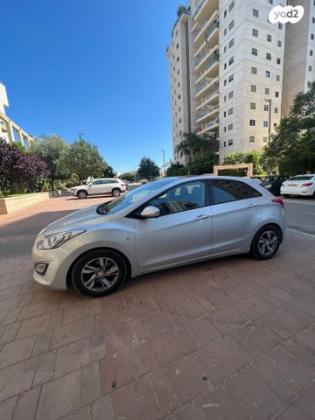 יונדאי i30 Inspire אוט' 1.6 (135 כ"ס) בנזין 2013 למכירה בהרצליה