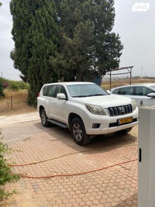 טויוטה לנד קרוזר ארוך 4X4 Select אוט' דיזל 7 מק' 3.0 (173 כ''ס) דיזל 2010 למכירה בגיאה