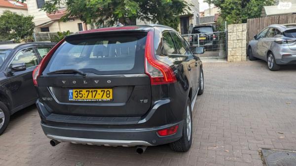 וולוו XC60 T5 Active סטיישן אוט' 2.0 (240 כ"ס) בנזין 2012 למכירה בראשון לציון