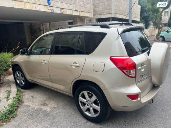 טויוטה RAV4 ארוך 4X4 Premium אוט' 2.0 (152 כ''ס) בנזין 2008 למכירה בירושלים