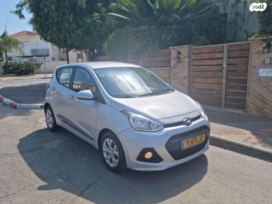 יונדאי i10 Inspire ידני 1.0 (66 כ"ס) בנזין 2014 למכירה בפרדסיה