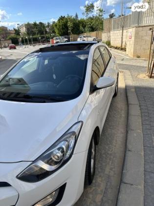 יונדאי i30 Premium אוט' 1.6 (135 כ''ס) בנזין 2013 למכירה בראש העין