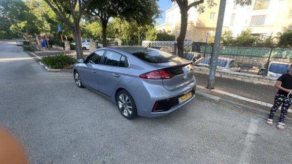 יונדאי איוניק Premium הייבריד אוט' 1.6 (141 כ"ס) בנזין 2019 למכירה בכרמיאל