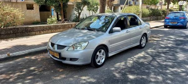 מיצובישי לנסר קלאסיק Premium אוט' 1.6 (98 כ''ס) בנזין 2004 למכירה בחיפה