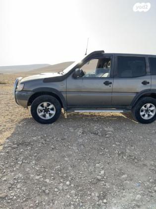 ניסאן טראנו ארוך 4X4 SR אוט' דיזל 2.7 (125 כ''ס) דיזל 2002 למכירה בערד