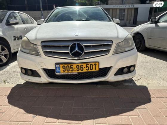 מרצדס C-Class Taxi C180 Taxi Classic אוט' דיזל 2.1 (120 כ''ס) דיזל 2013 למכירה בירושלים