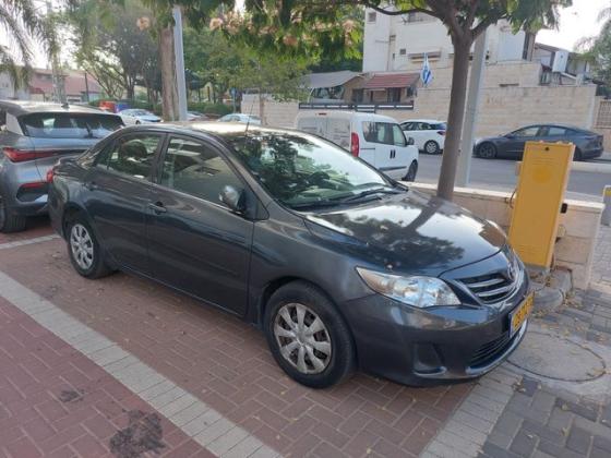 טויוטה קורולה GLI אוט' 1.6 (124 כ''ס) בנזין 2011 למכירה ברחובות