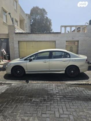 הונדה סיוויק סדאן החדשה LS אוט' 1.8 (140 כ''ס) בנזין 2008 למכירה בתל אביב יפו